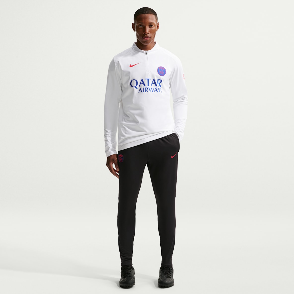 Paris Saint-Germain Strike Men's Nike Dri-FIT Football Knit Pants