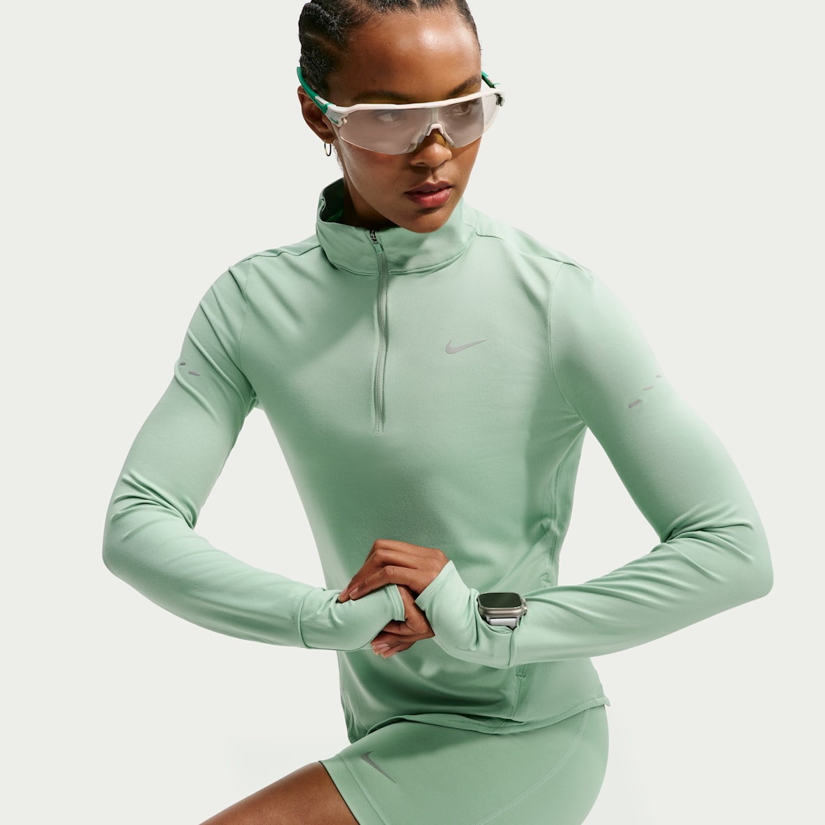 Nike Swift Dri-FIT UV løpeoverdel med glidelås i halsen til dame