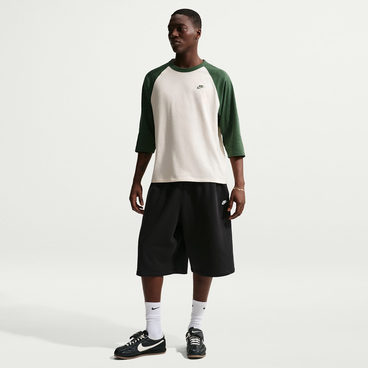 Nike Sportswear Club Men's Oversized French Terry Shorts