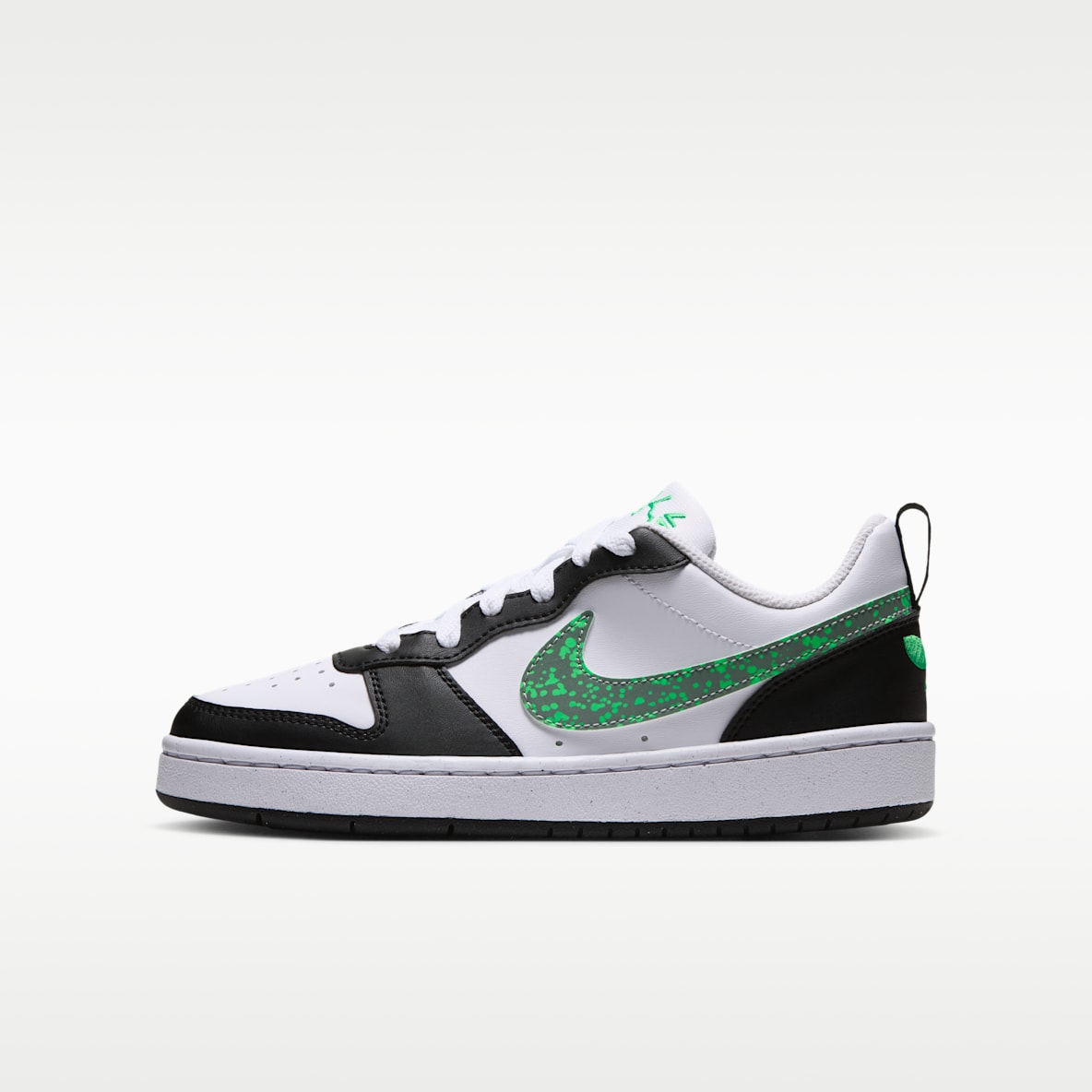 NikeCourt Borough Low Older Kids' Shoes