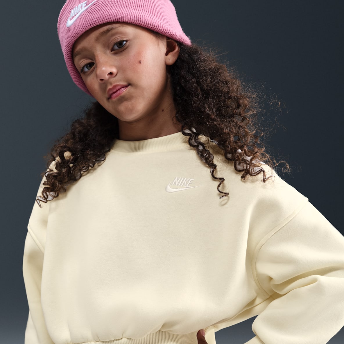 Nike Sportswear Club Fleece Girls' Boxy Crew-Neck Sweatshirt