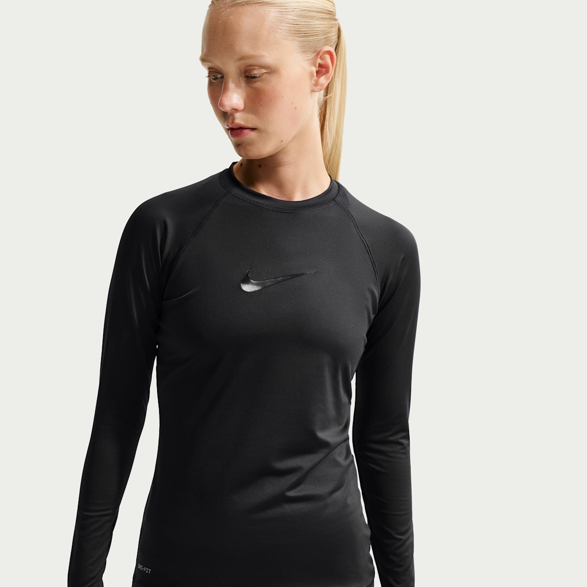 Nike Swim Hydroguard Playera de manga larga Dri-FIT UV para mujer