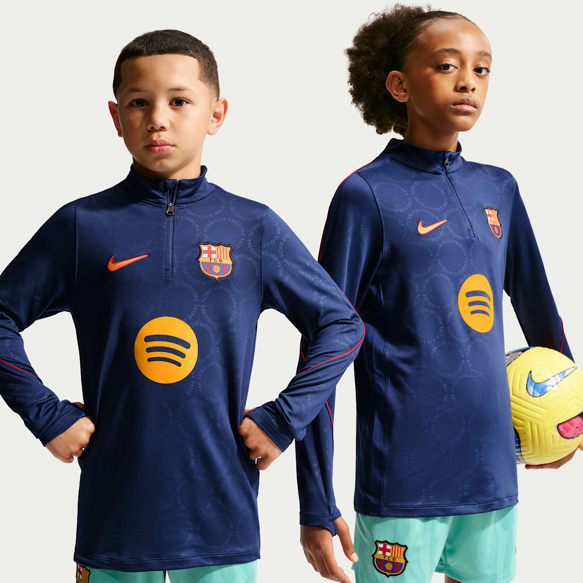 FC Barcelona Strike – Terza Maglia da calcio per allenamento Nike Dri-FIT – Ragazzo/a
