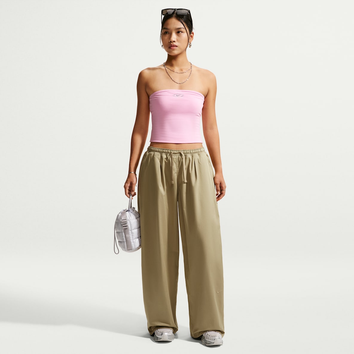 Nike Sportswear Women's Oversized Low-Rise Utility Pants