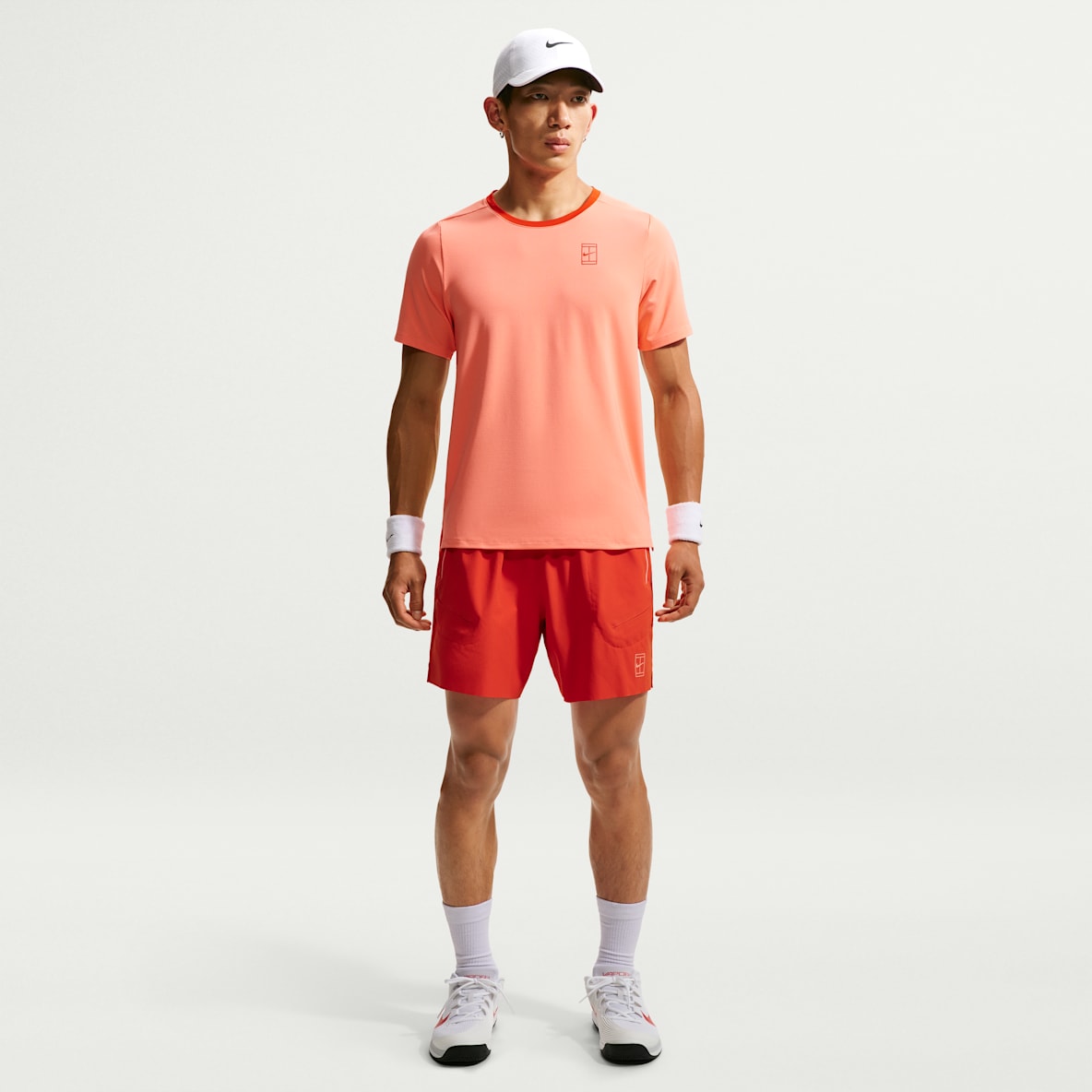 ナイキコート アドバンテージ メンズ Dri-FIT 15cm テニスショートパンツ