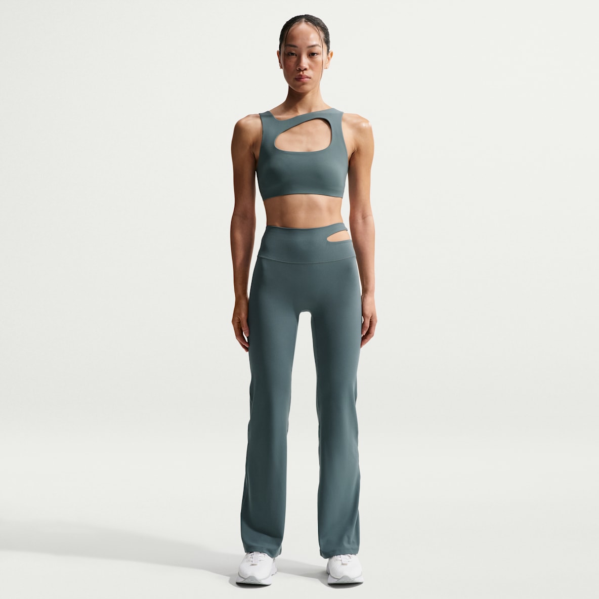 나이키 젠비 여성 하이웨이스트 플레어 레깅스