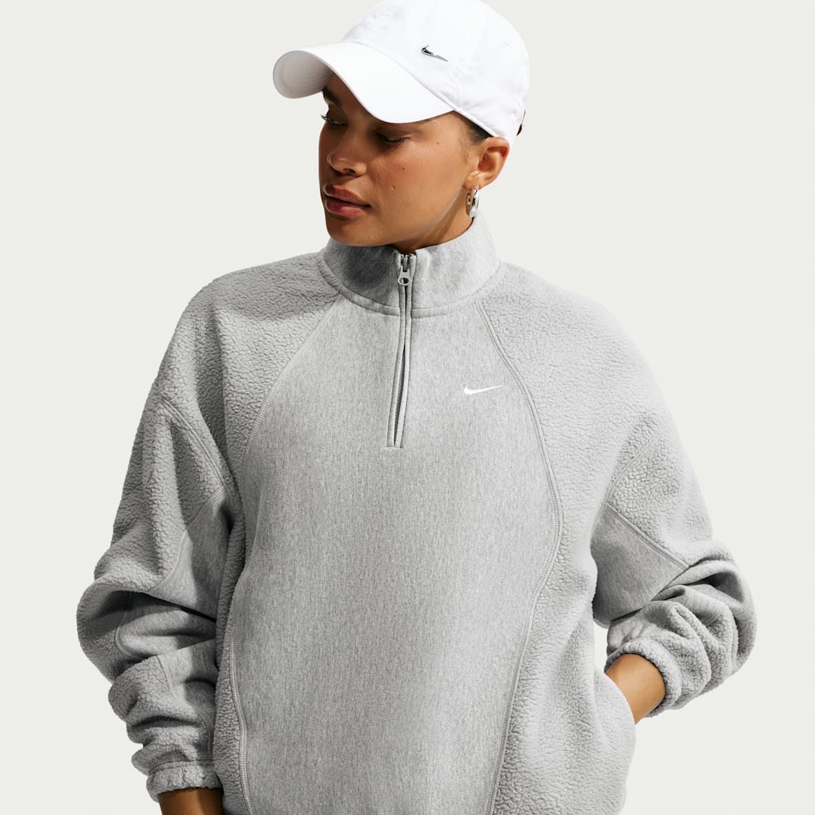 Nike Studio Fleece Heavyweight Plush Sudadera oversized con cierre de 1/4 para mujer