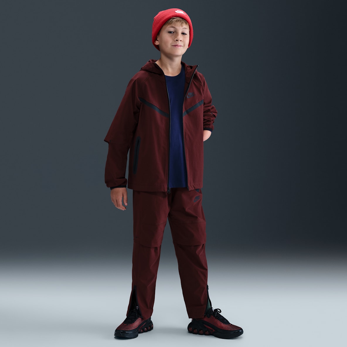 Nike Tech Pants de tejido Woven para niño talla grande