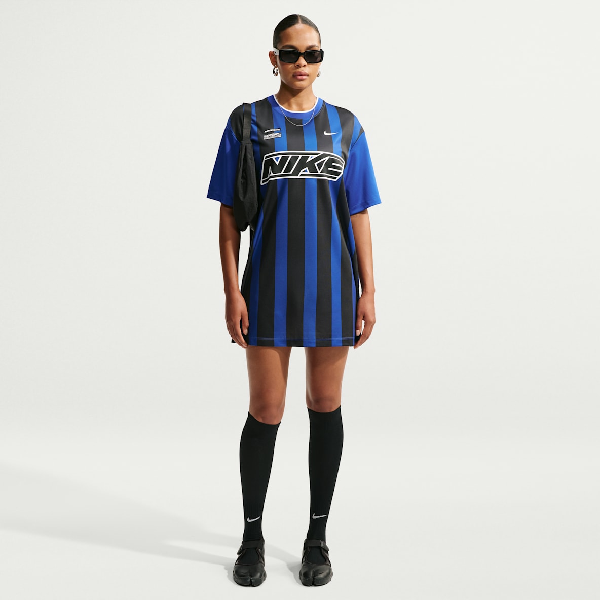 Nike Sportswear Minivestido de tela de punto oversized para mujer