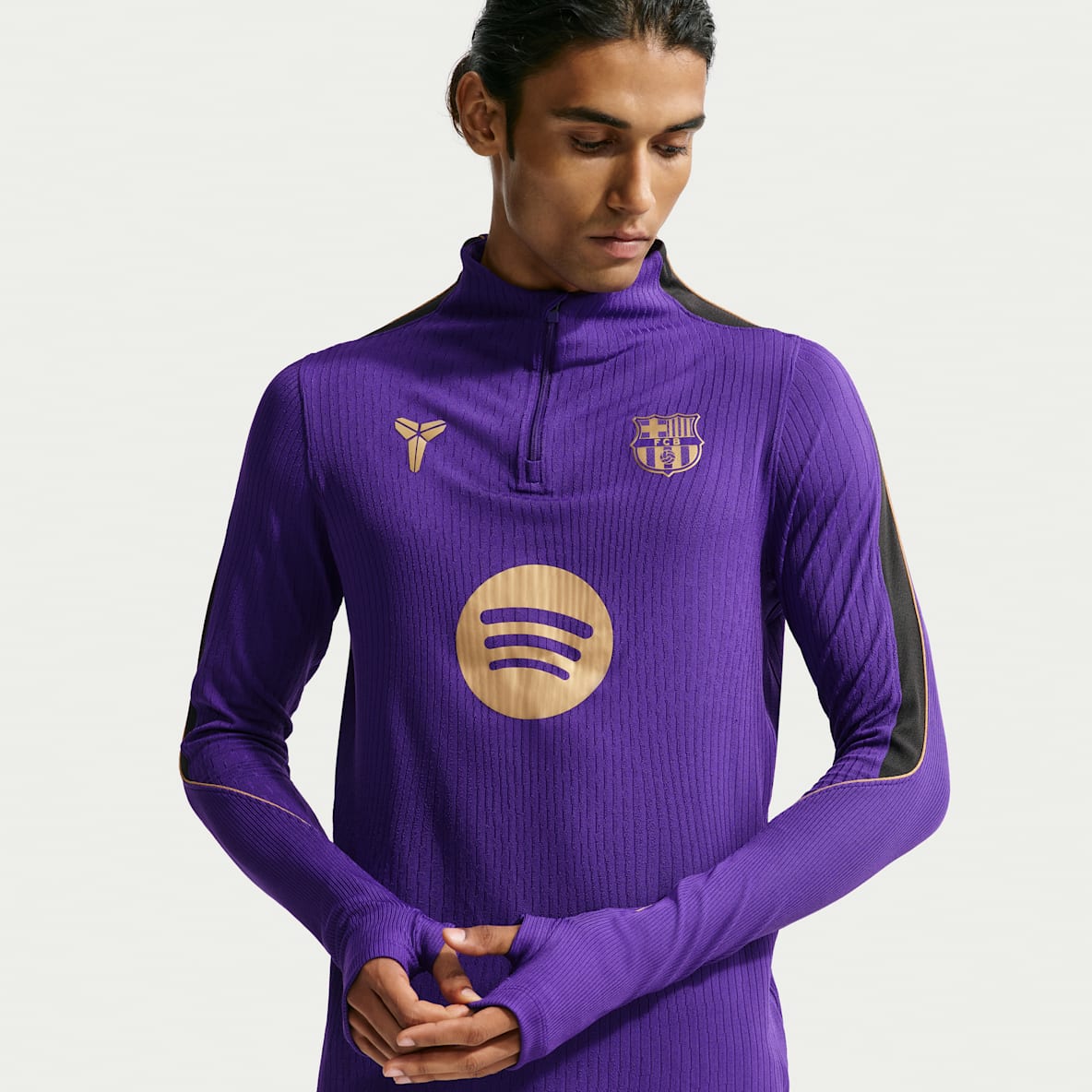 FC Barcelona Strike Elite Away Men's Kobe Dri-FIT Football Knit Trousers