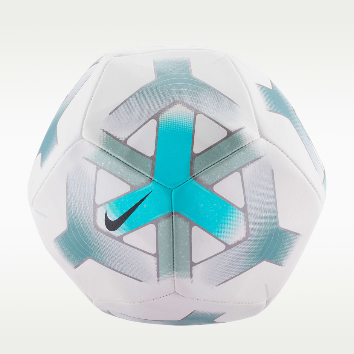 Nike Pitch Football