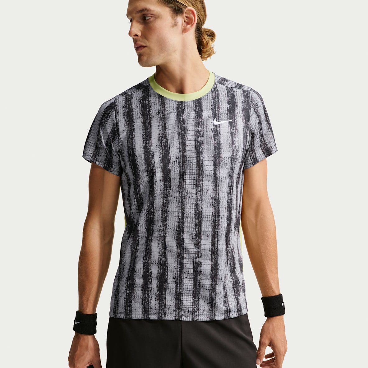NikeCourt Victory Men's Dri-FIT Tennis Top
