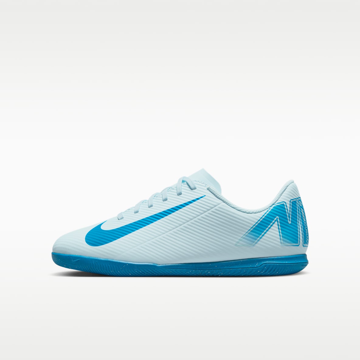Nike Jr. Mercurial Vapor 16 Club Younger/Older Kids' Indoor Court Low-Top Football Shoes