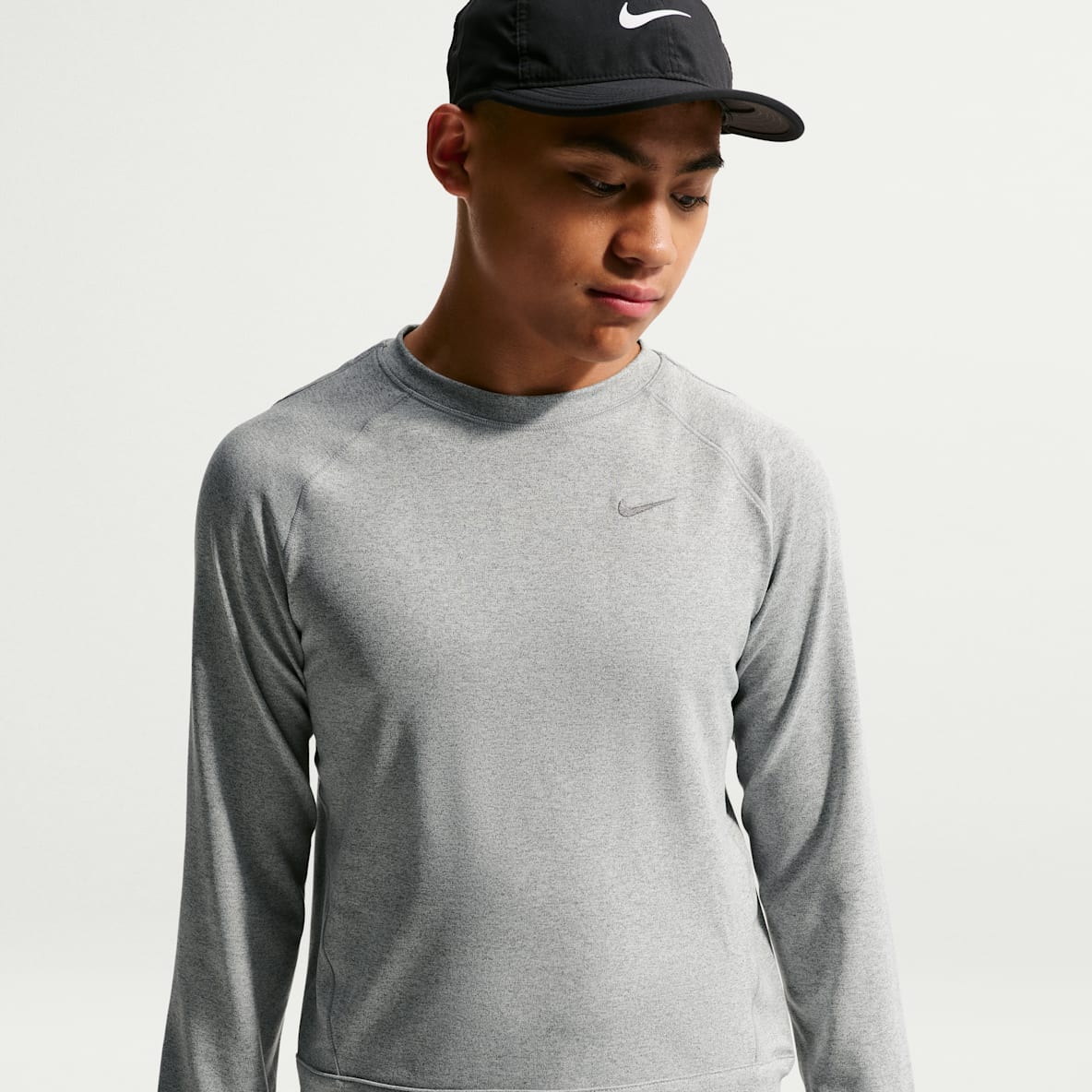 Nike Primary Nano Big Kids' (Boys') Dri-FIT UV Long-Sleeve Crew-Neck Top
