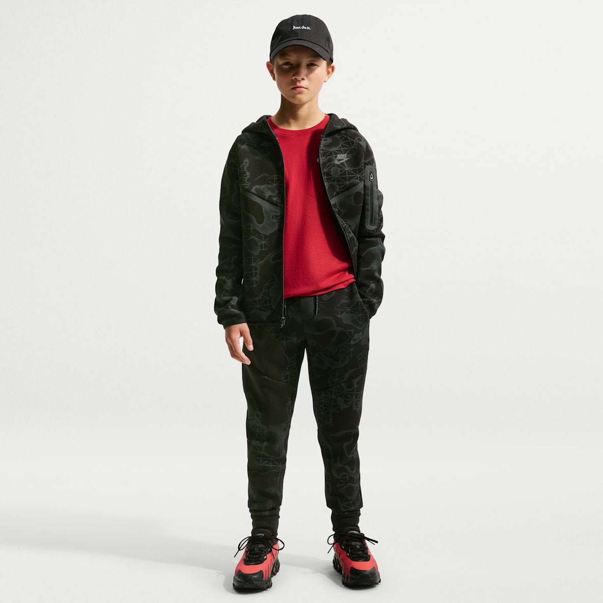 Nike Tech Fleece Big Kids' (Boys') Joggers