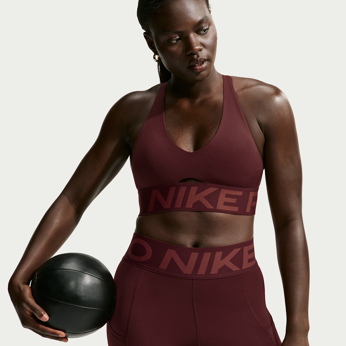 Nike Pro Sculpt Brassière de sport rembourrée à maintien normal pour femme