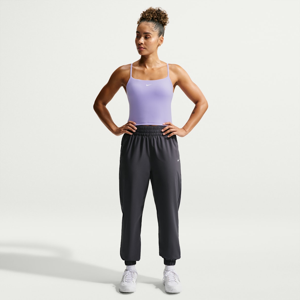 Nike One Women's Dri-FIT High-Waisted 7/8 Joggers