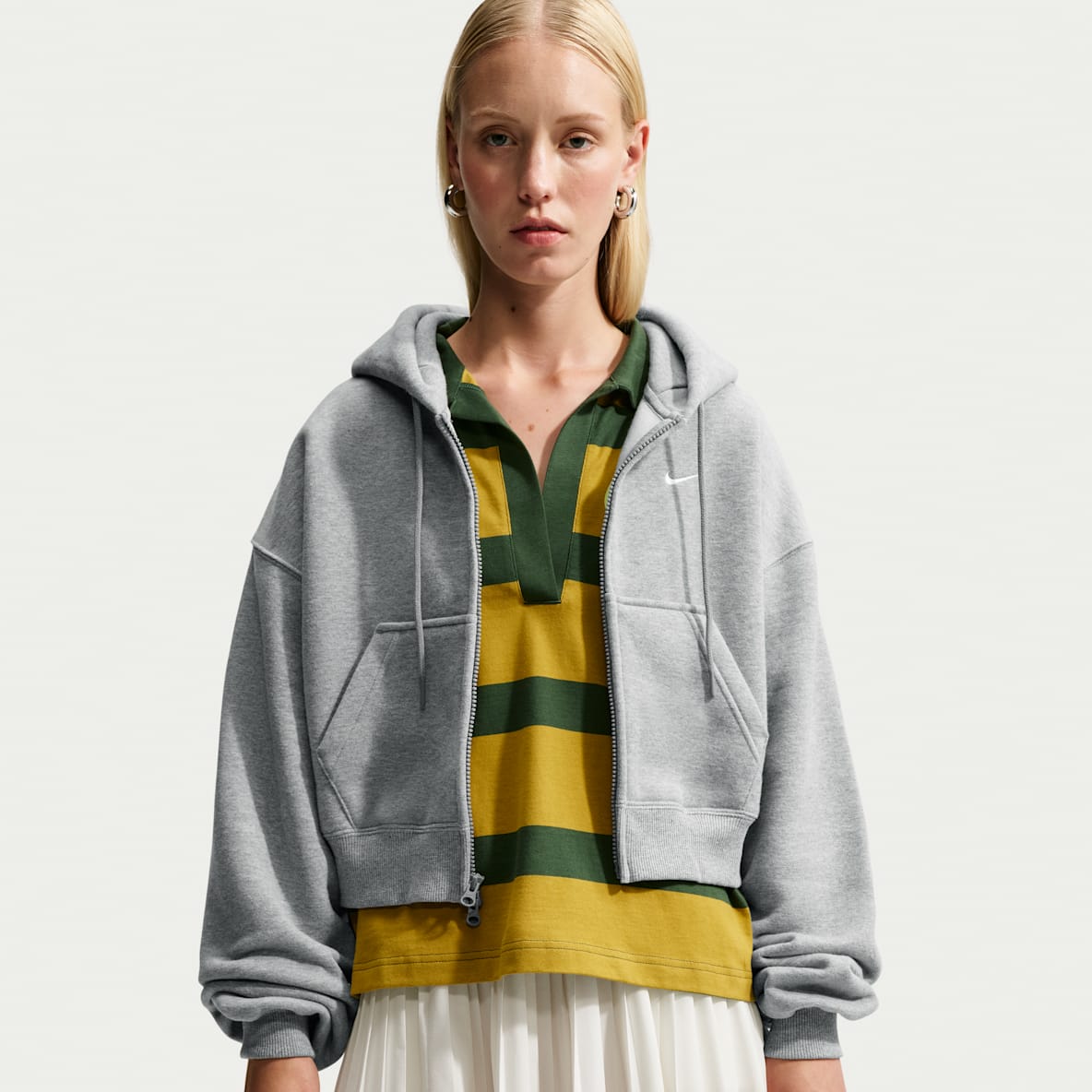 Nike Studio Fleece Medium Weight Women's Oversized Full-Zip Cropped Hoodie
