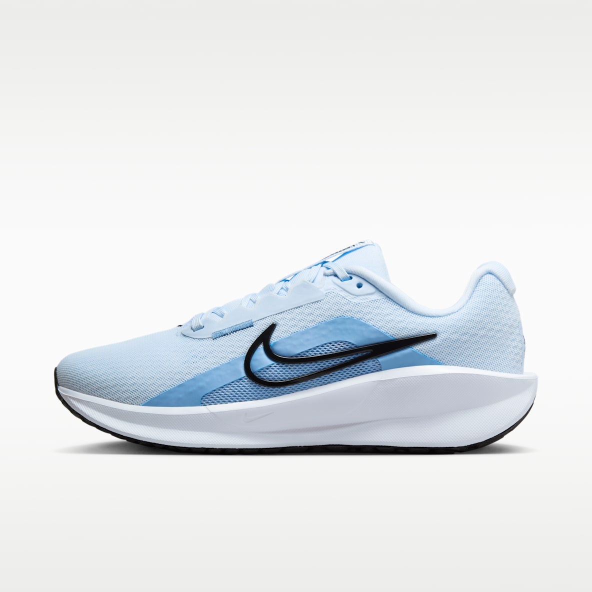 Nike Downshifter 13 Tenis de correr en pavimento para mujer