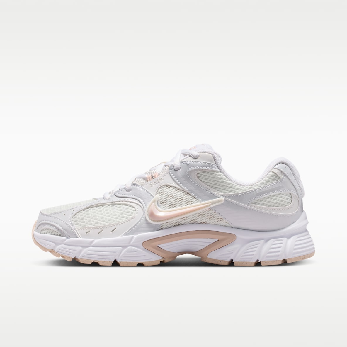 Nike V5 RNR Tenis para mujer con detalles reflectantes