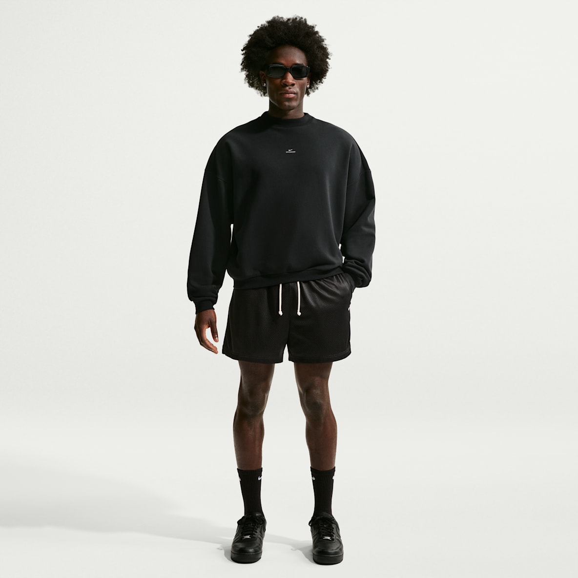 Nike Standard Issue กางเกงบาสเก็ตบอลขาสั้นตาข่าย 5 นิ้วผู้ชายใส่ฝึกฝน