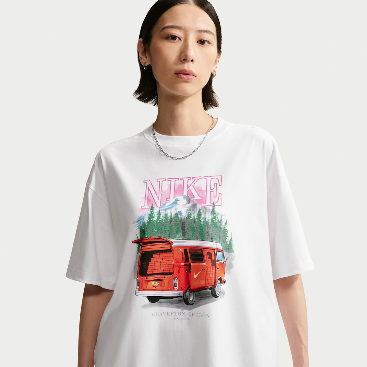 Nike Sportswear Classic Women's Oversized T-Shirt
