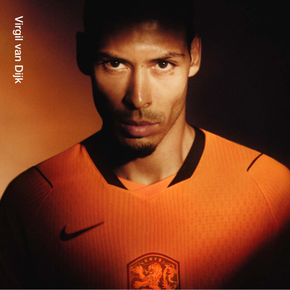 オランダ代表　NIKE M 未着用タグ付き レア】90s ヴィンテージ Nike サッカーオランダ代表 Tシャツ 白タグ