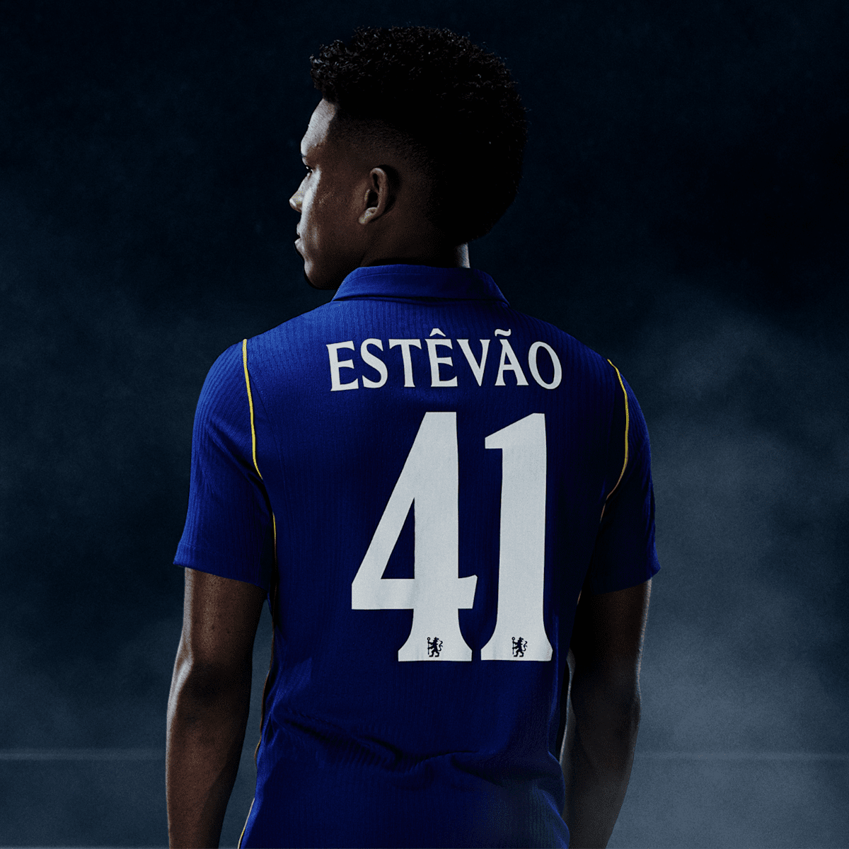Chelsea F.C. Kits & Football Shirts 2026/27. Nike SI