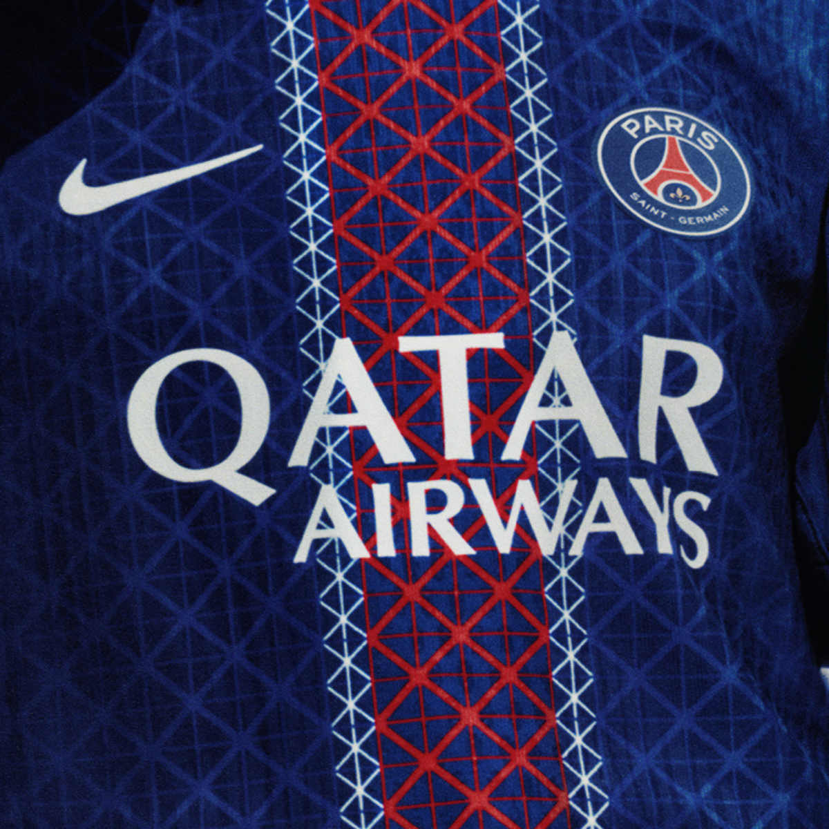 NIKE PARIS SAINT GERMAIN ユニフォーム 新品 Lサイズ Amazon.com: Nike PSG Paris St. Germain 2022-2023 Men's Home