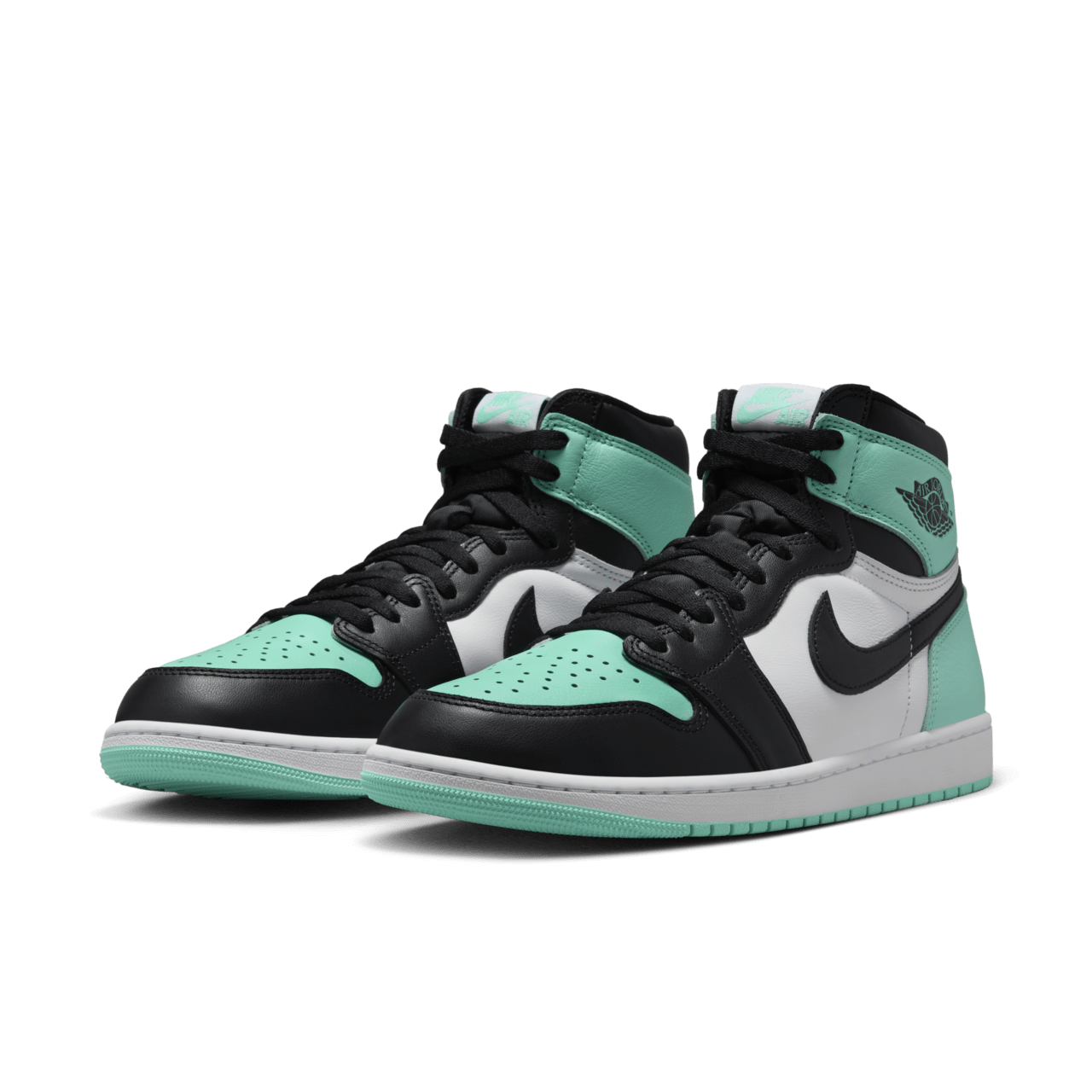 https://static.nike.com/a/images/w_1280%2Cq_auto%2Cf_auto/d5007600-053d-43a3-bcc1-0524e4c651ac/air-jordan-1-high-og-green-glow-dz5485-130-release-date.jpg