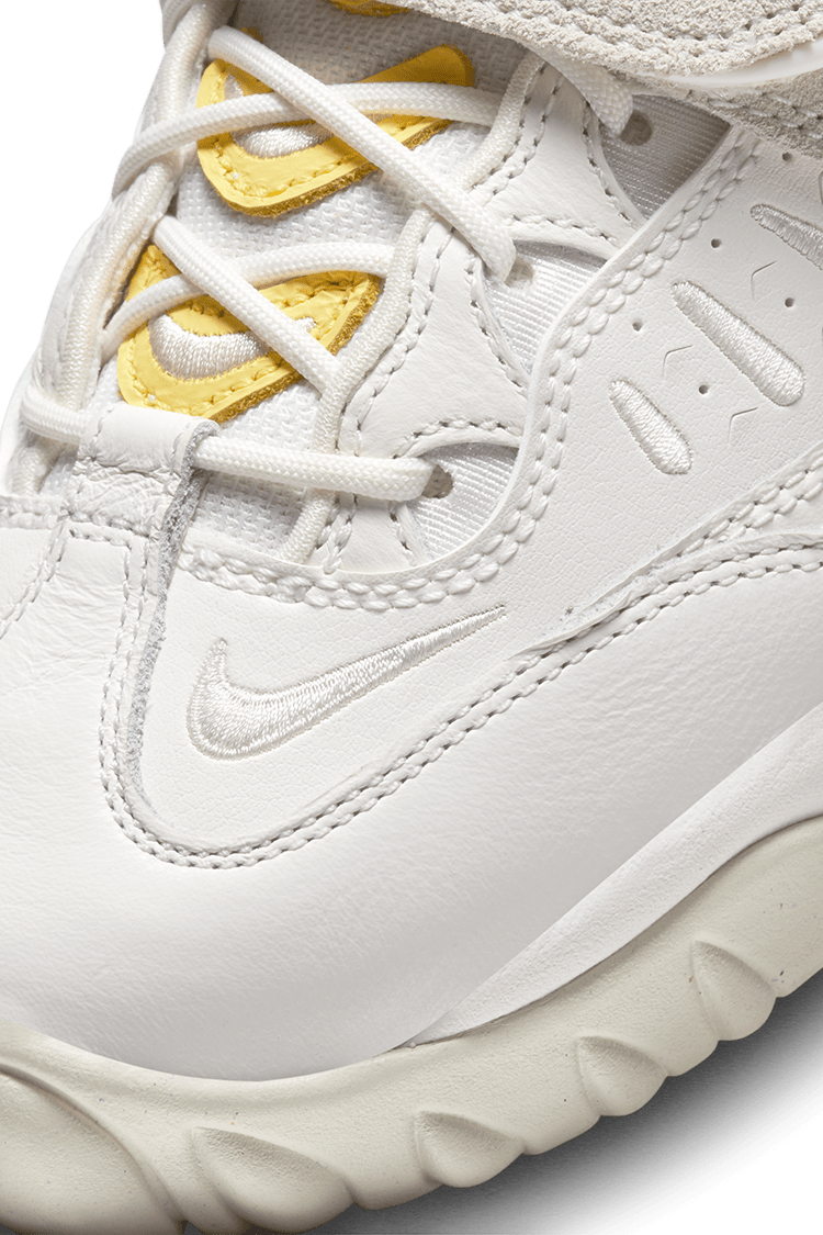 女款Air Adjust Force 'Citron Pulse and Sail' (FJ4552-100