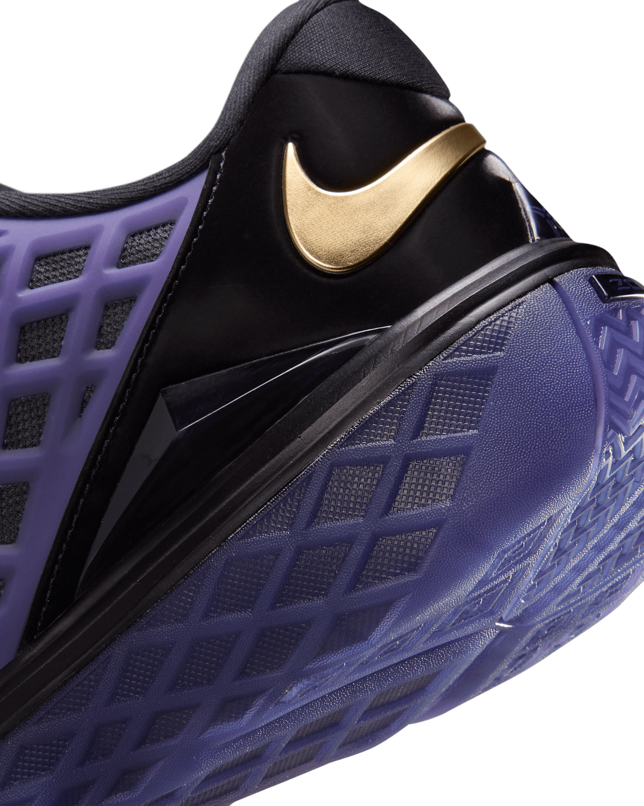 Kobe 3 Low Protro x FC Barcelona "Black and Electric Purple" (IO6257-001) – Erscheinungsdatum