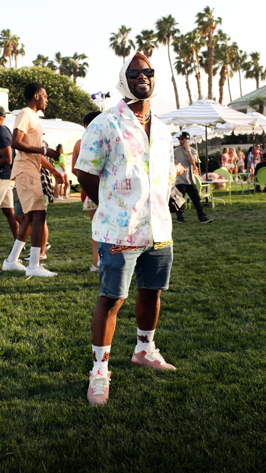 Street SNKRS: Revolve Festival