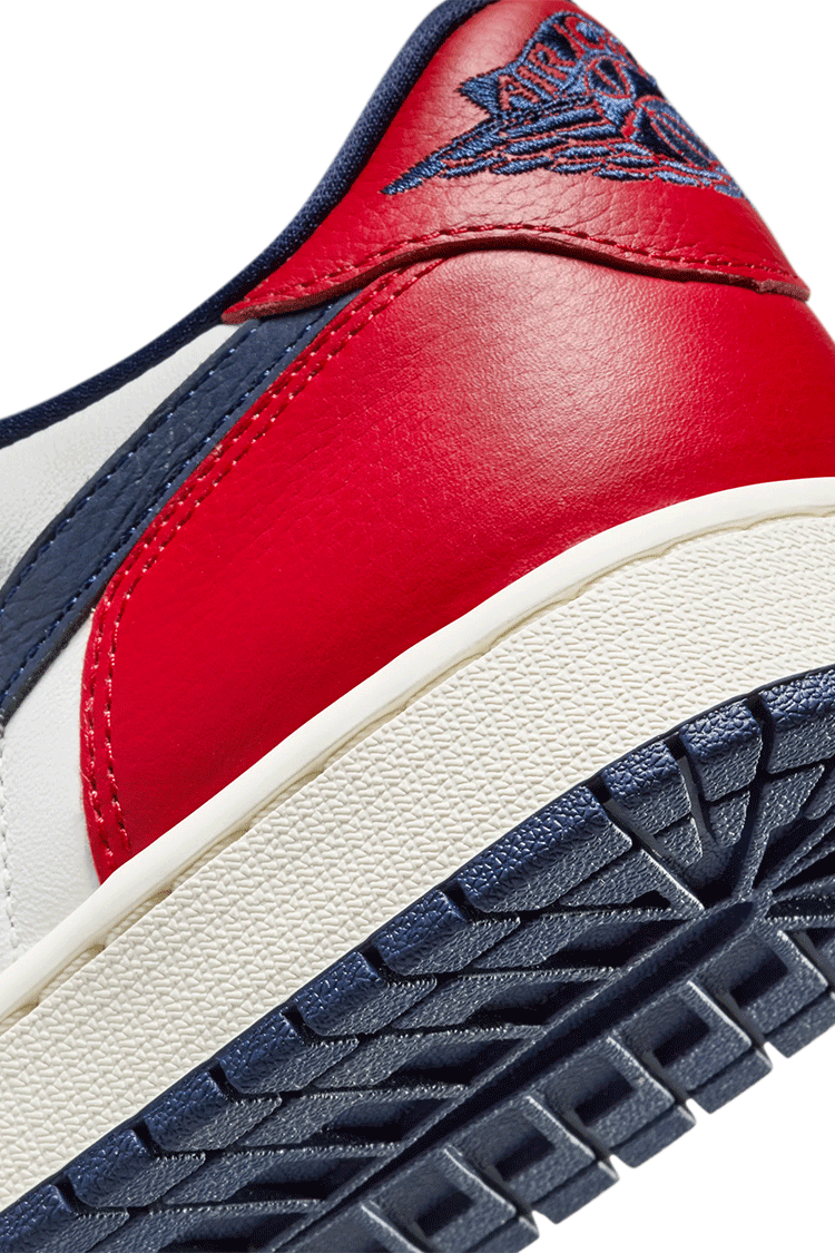 Fecha de lanzamiento de los Air Jordan 1 Low OG "Gym Red & Midnight Navy" (HQ2993-100)