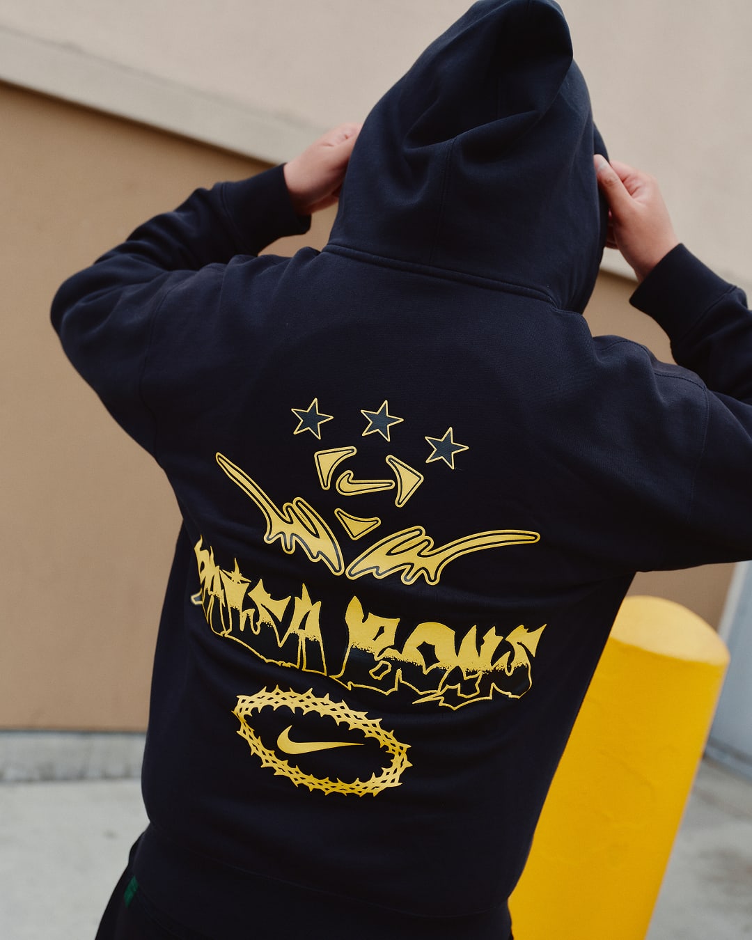 Street SNKRS: LA Melrose and Fairfax