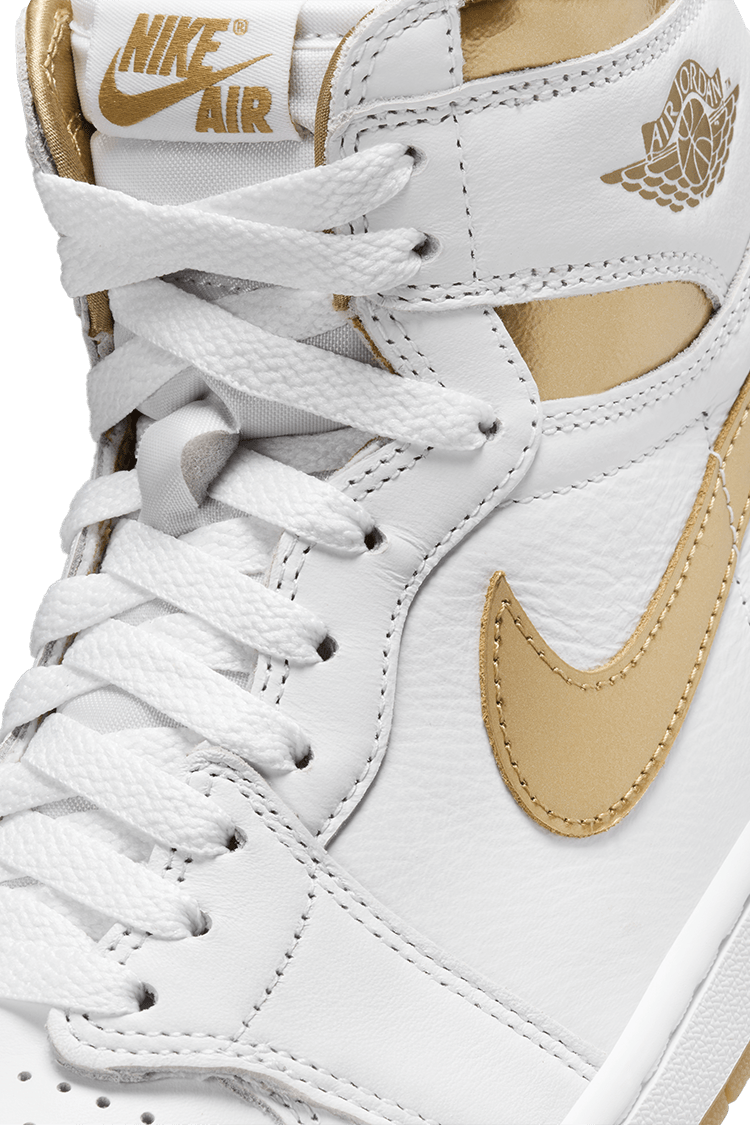 วันเปิดตัว Air Jordan 1 High OG "White and Gold" ผู้หญิง (FD2596-107)