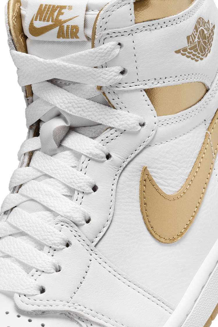女款 Air Jordan 1 高筒鞋 OG 'White and Gold' (FD2596-107) 發售日期