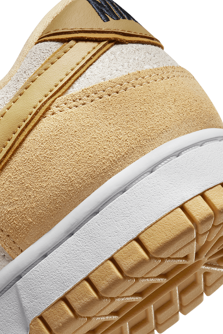 Fecha de lanzamiento de las Dunk Low "Gold Suede" para mujer (DV7411-200)