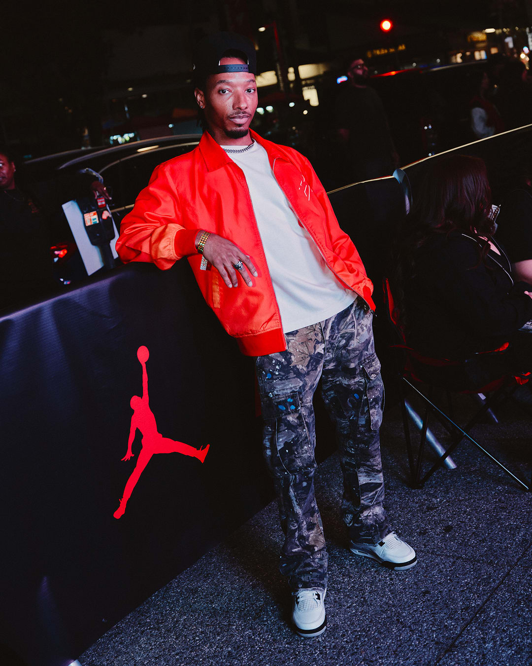 Street SNKRS: AJ4 "TORO BRAVO" X SHOE PALACE
