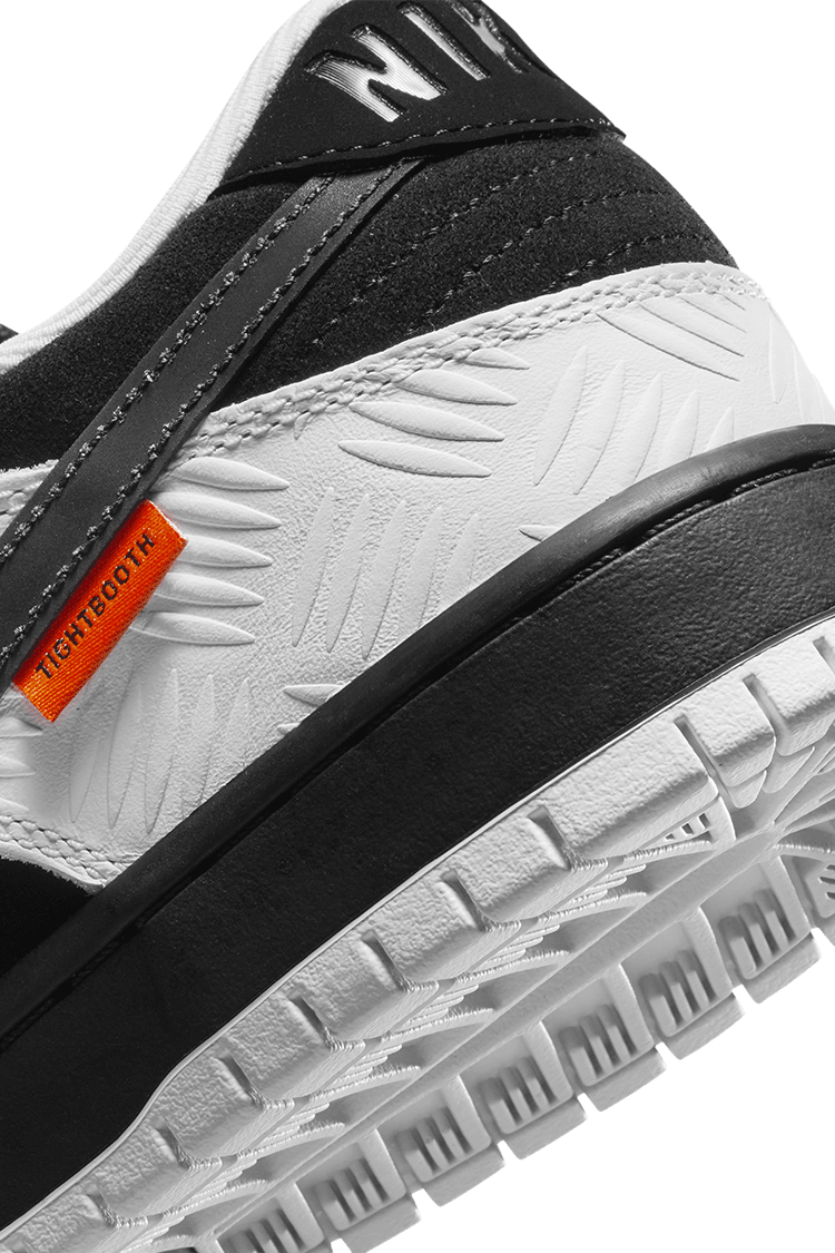 Fecha de lanzamiento del Nike SB x TIGHTBOOTH®︎ Dunk Low Pro "Black and White" (FD2629-100)