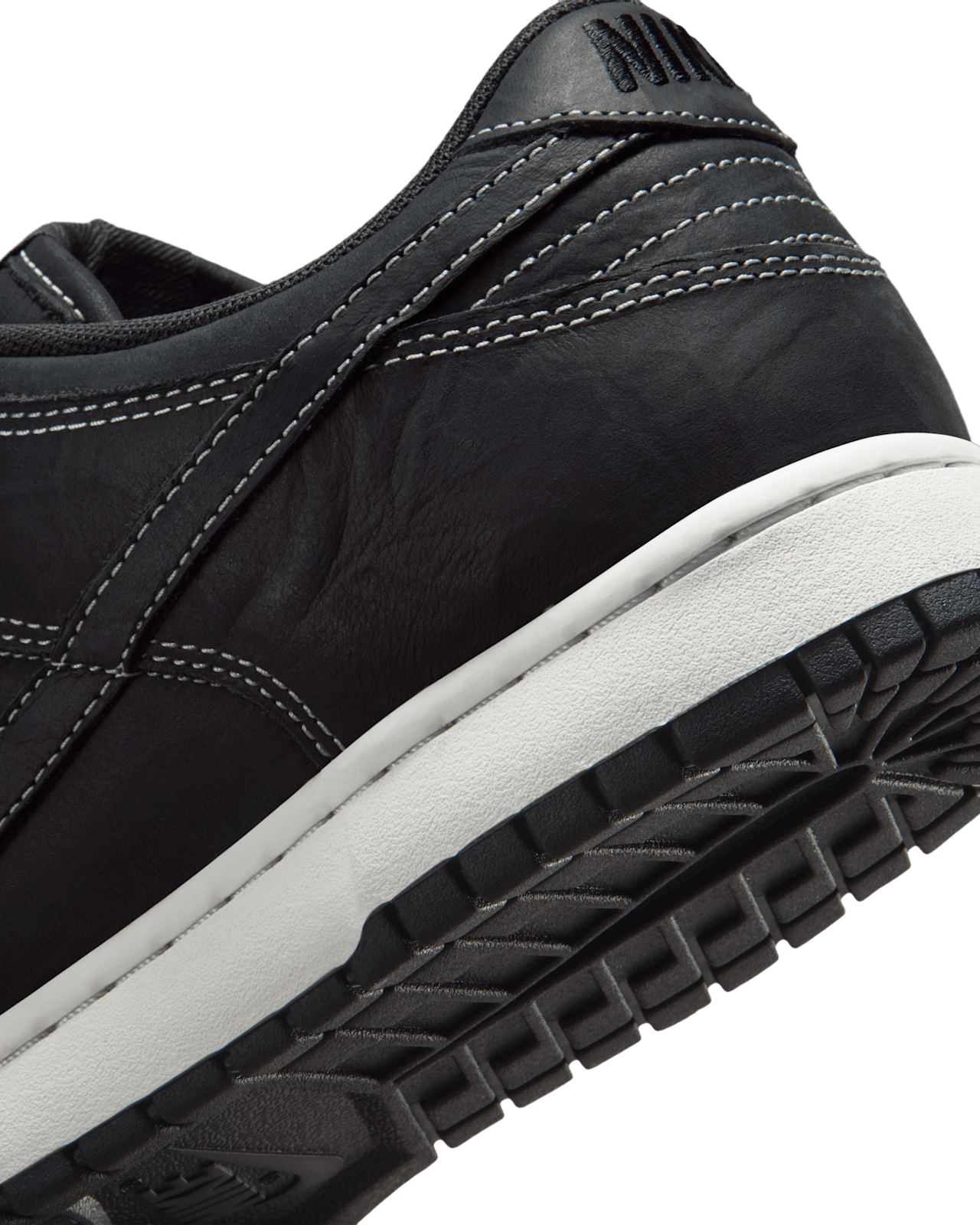 【NIKE公式】ダンク LOW 'Off Noir and Summit White' (IO4550-001 / NIKE DUNK LOW QS)