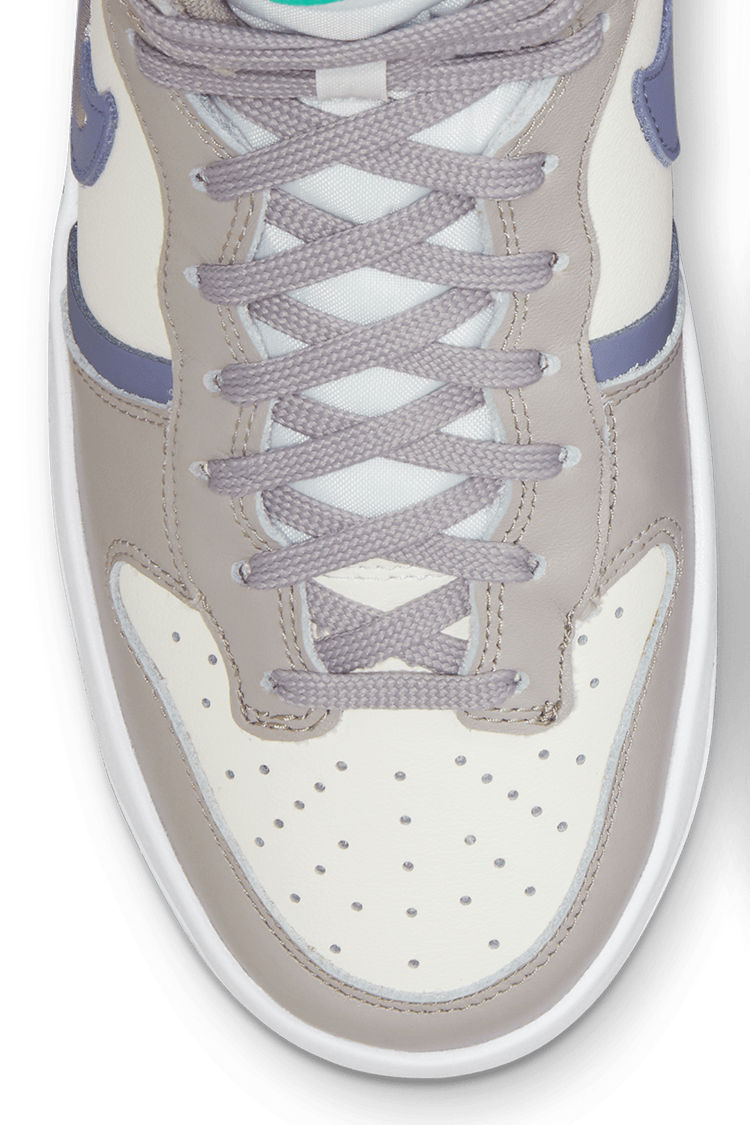 Fecha de lanzamiento de las Dunk High Up "Iron Purple" para mujer