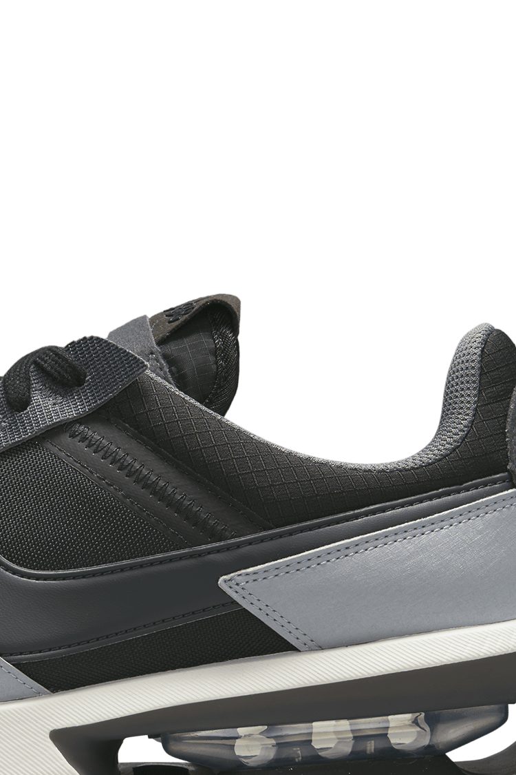 วันเปิดตัว Air Max Pre-Day “Black”