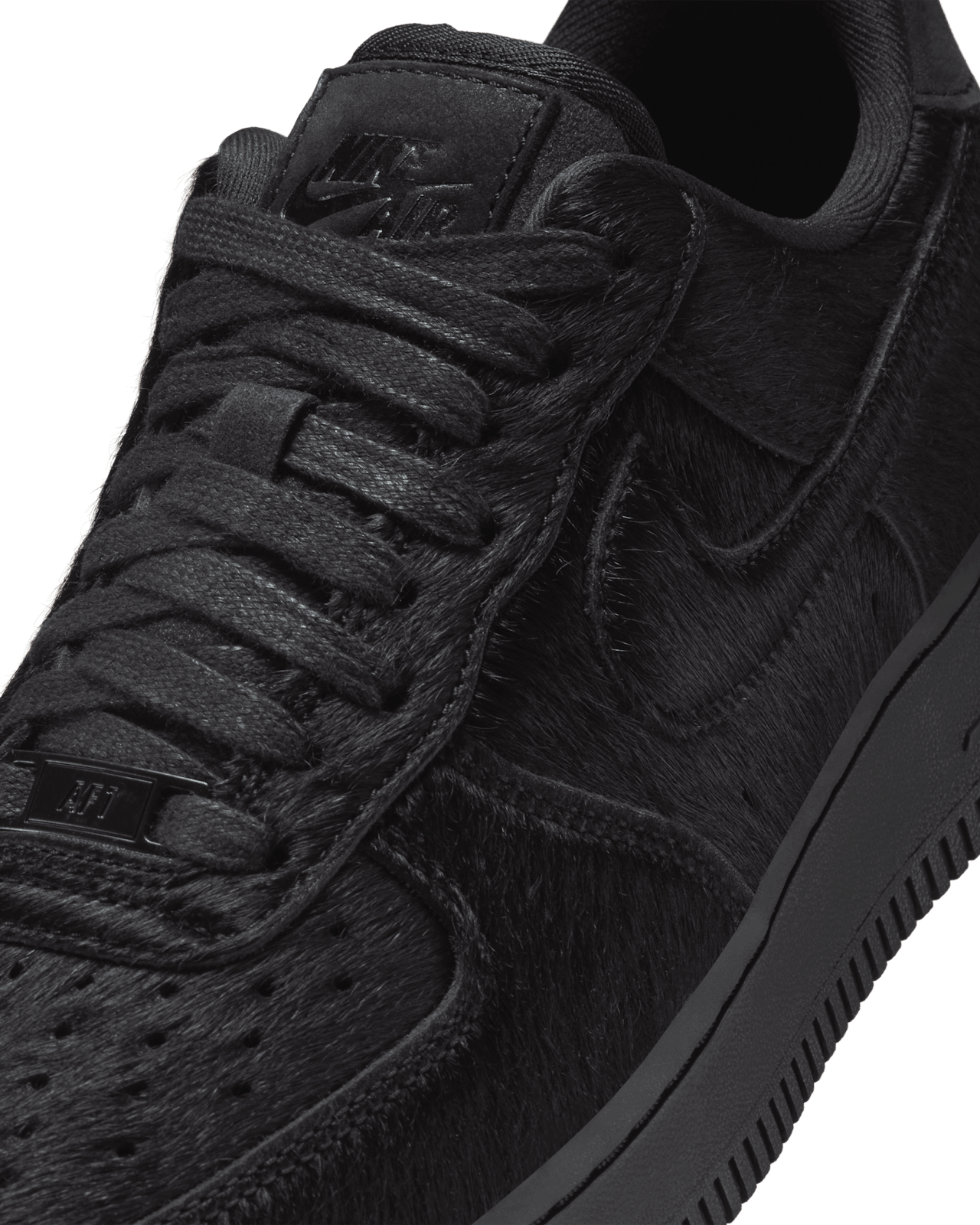 Fecha de lanzamiento de los Air Force 1 '07 "Black and Off Noir" para mujer (II7398-001)