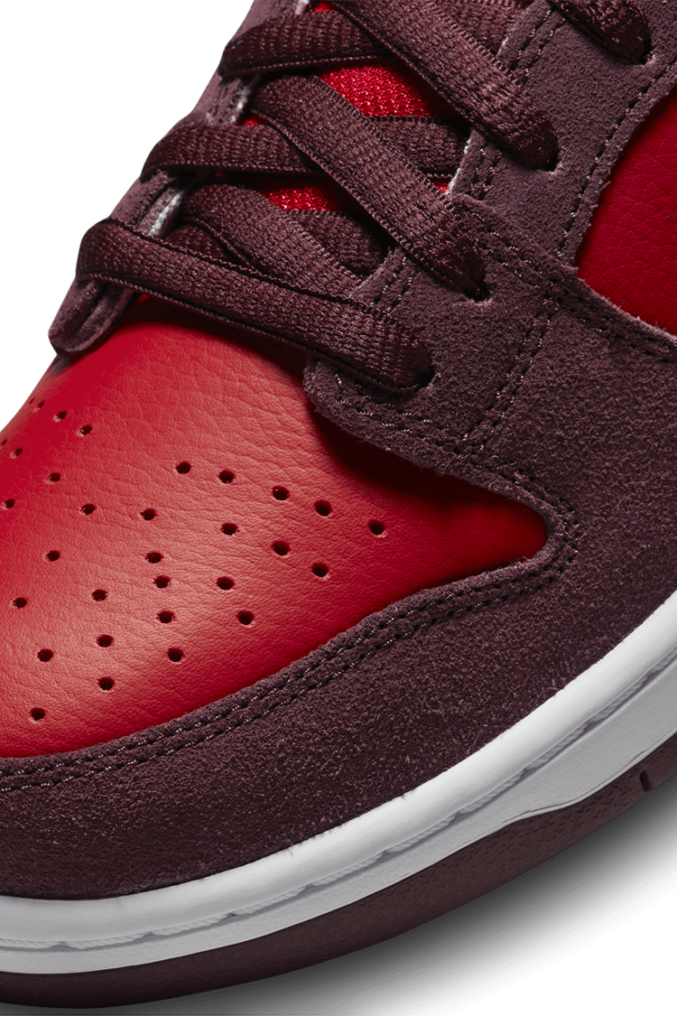 Lanceringsdato for SB Dunk Low "Cherry" (DM0807-600)