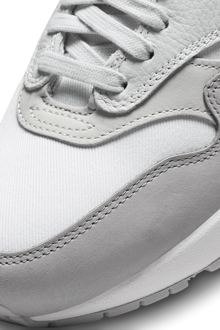 Fecha de lanzamiento del Air Max 1 '87 "White and Photon Dust" para mujer (FN0564-001)