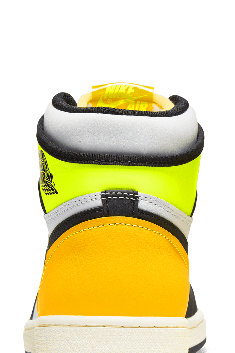 【NIKE公式】エア ジョーダン 1 'Volt Gold' (555088-118 / AJ 1)