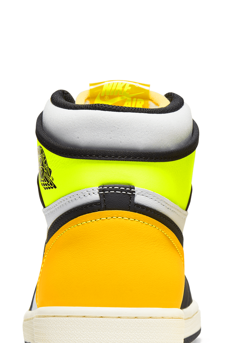 NIKE公式】エア ジョーダン 1 'Volt Gold' (555088-118 / AJ 1