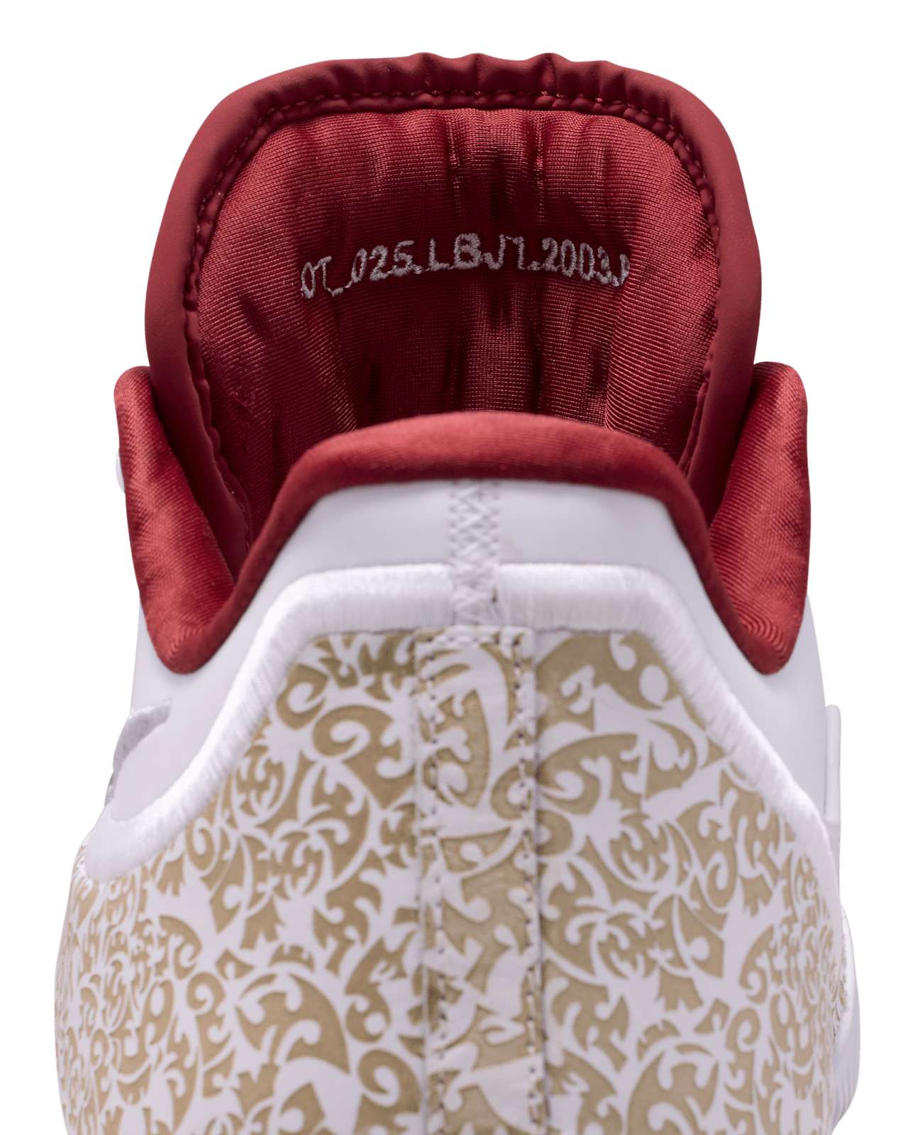 วันเปิดตัว LeBron XXIII EP "White and Team Red" (IM5124-100)