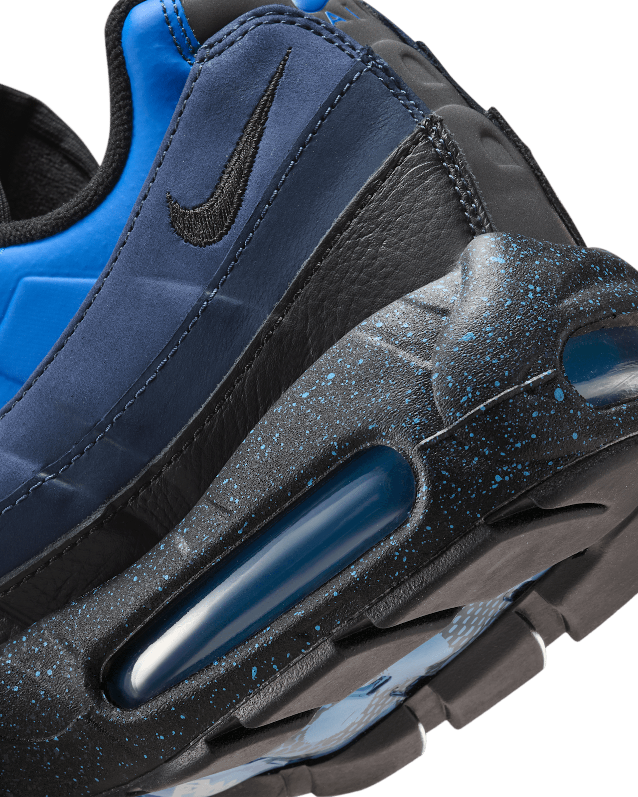 วันเปิดตัว Air Max 95 x Stash "Black and Harbor Blue" (HF5515-400)